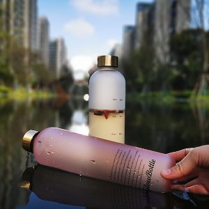матовая бутылка для воды с логотипом
